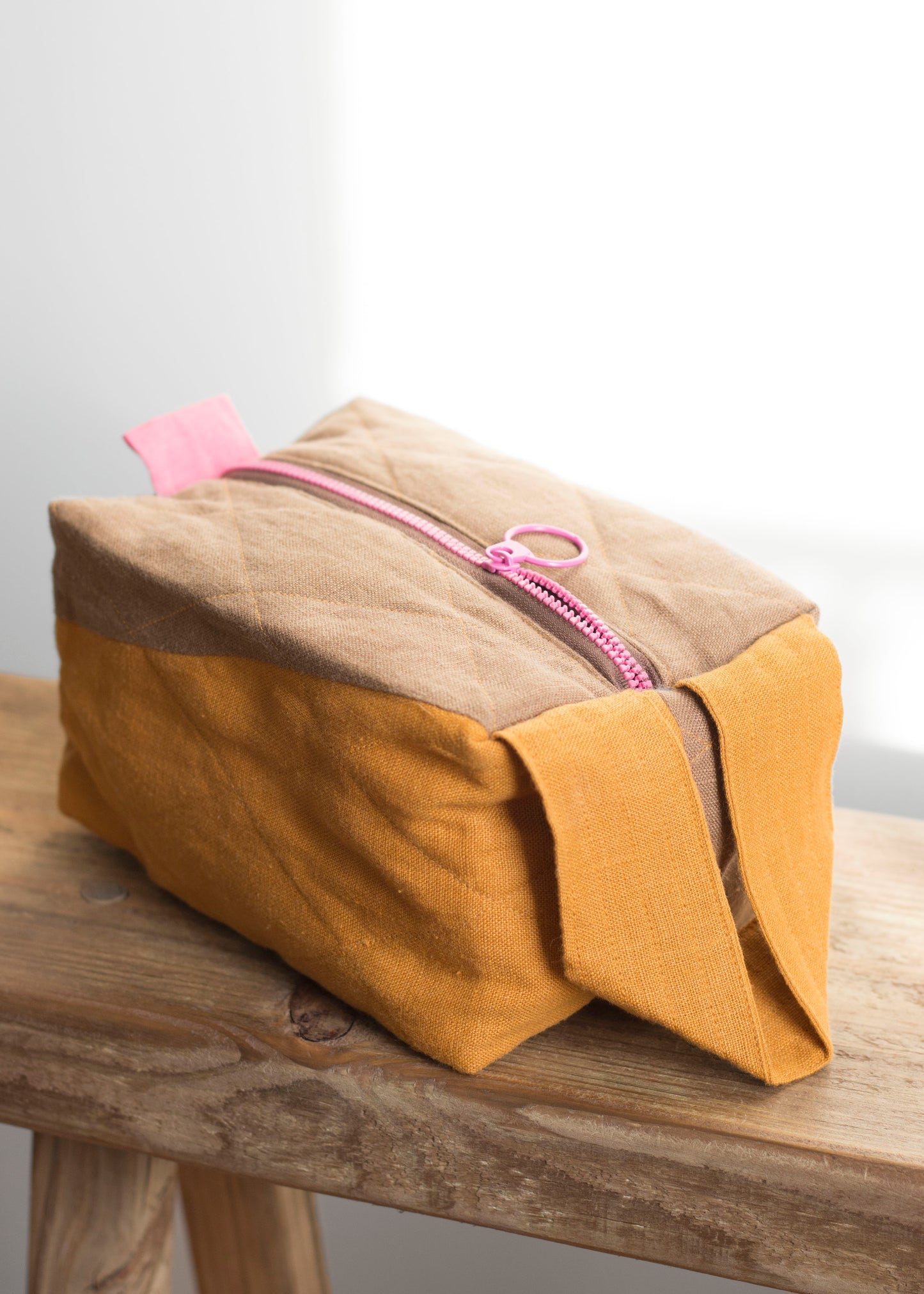 Linen Quilted Pouch (Brown Sand)